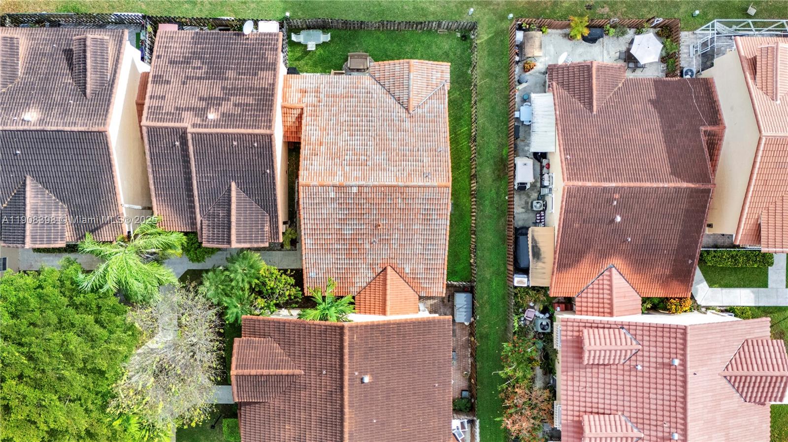 JASMINE AT THE HAMMOCKS 1 - Residential Lease