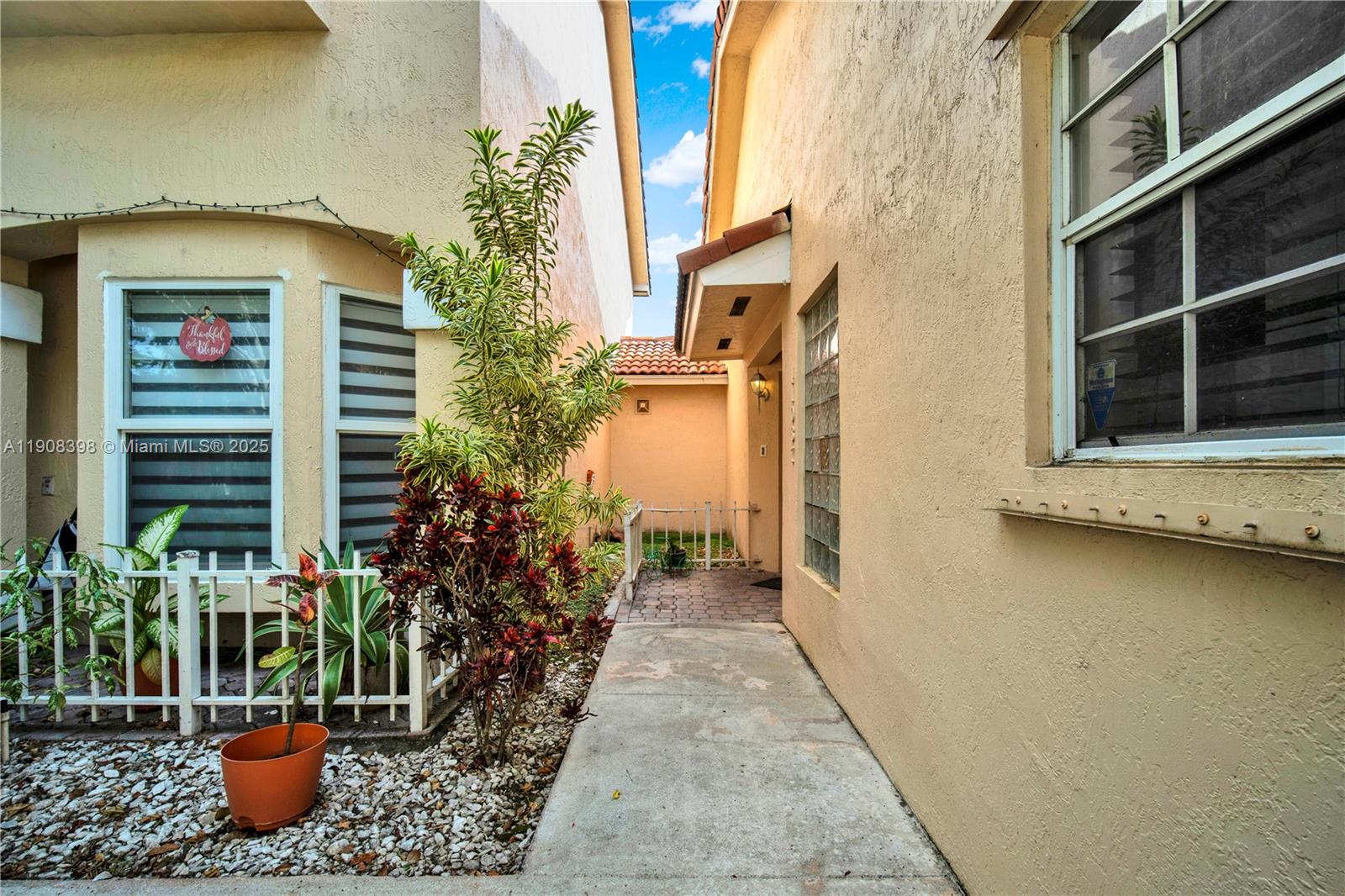 JASMINE AT THE HAMMOCKS 1 - Residential Lease