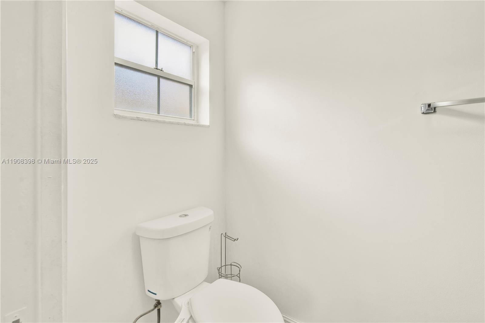 JASMINE AT THE HAMMOCKS 1 - Residential Lease