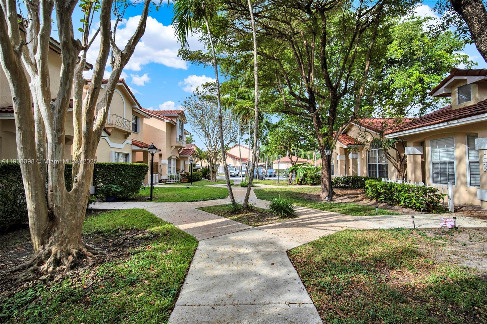 JASMINE AT THE HAMMOCKS 1 - Residential Lease