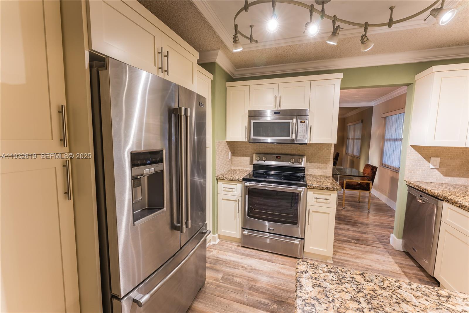 DARLINGTON MNR 2ND ADDN - Residential