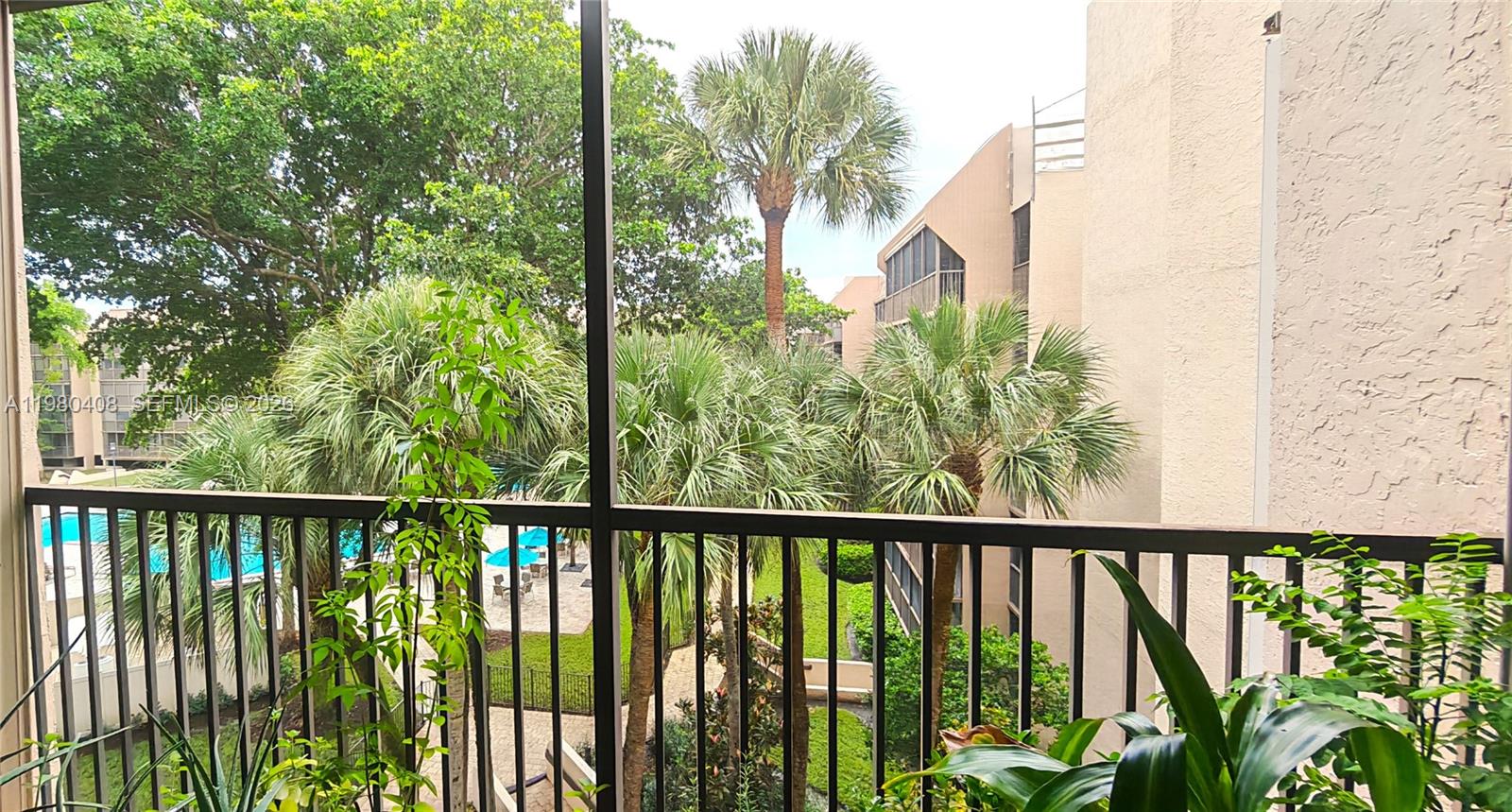 EMERALD HILL - Residential