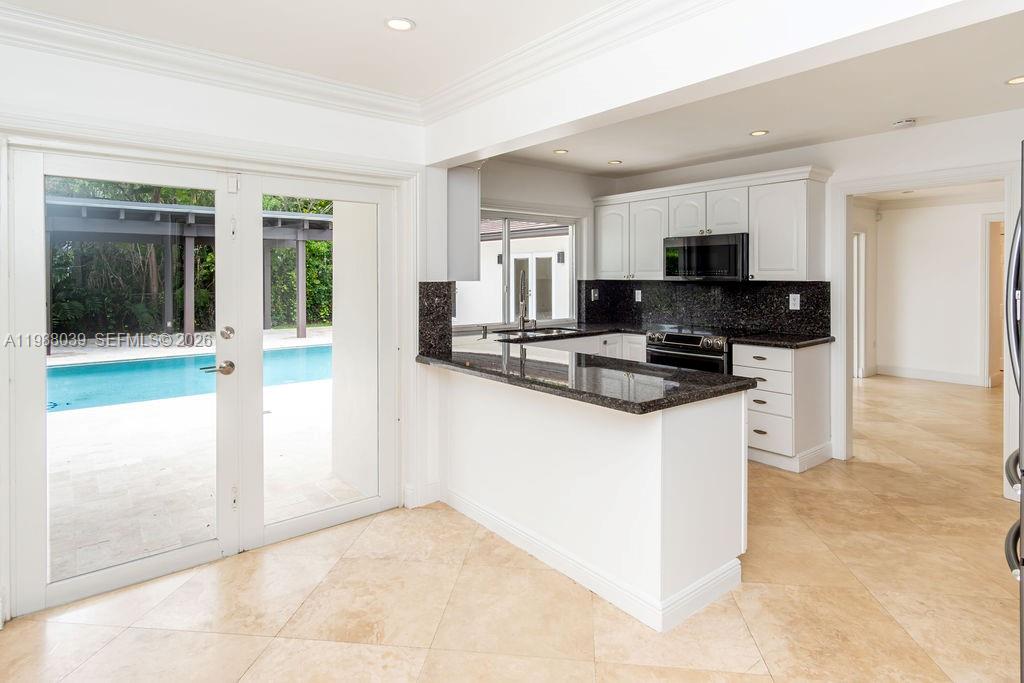 SANS SOUCI REV & AMD - Residential Lease