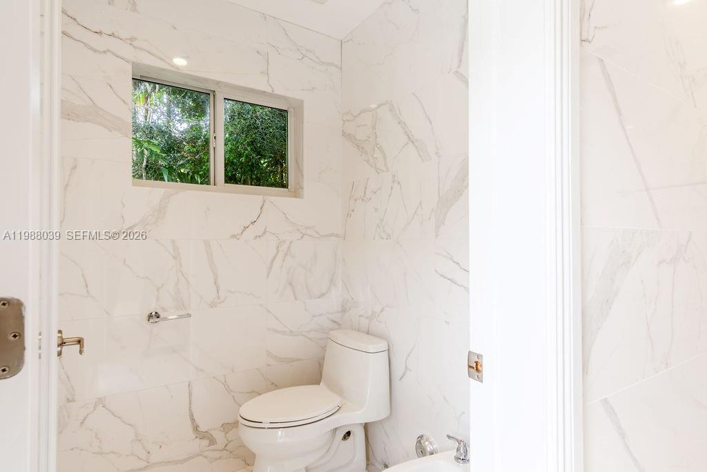 SANS SOUCI REV & AMD - Residential Lease