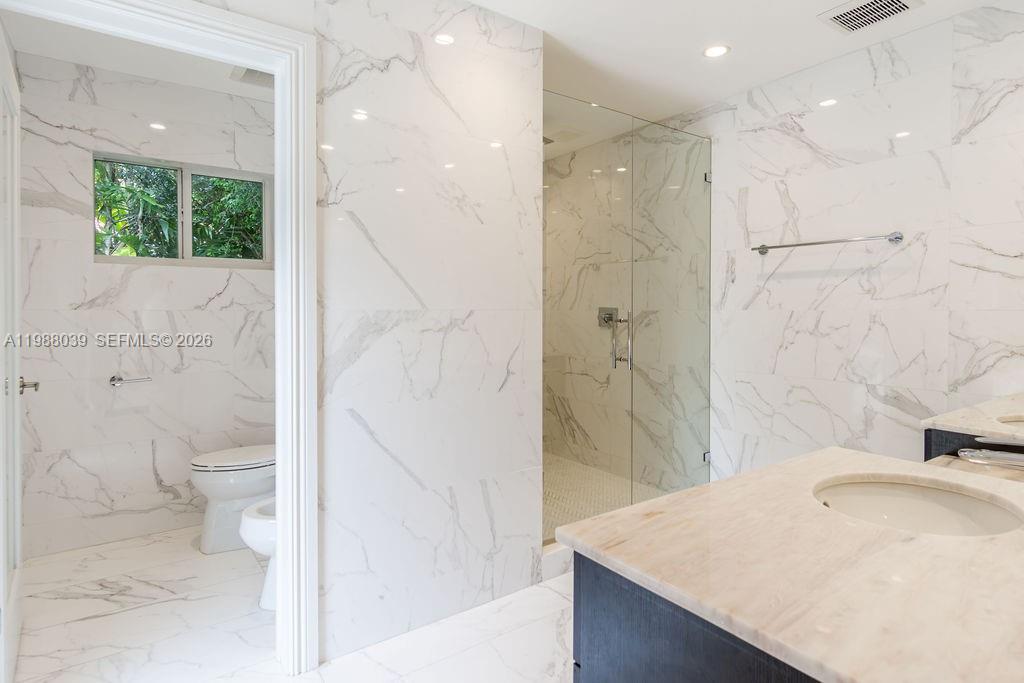 SANS SOUCI REV & AMD - Residential Lease