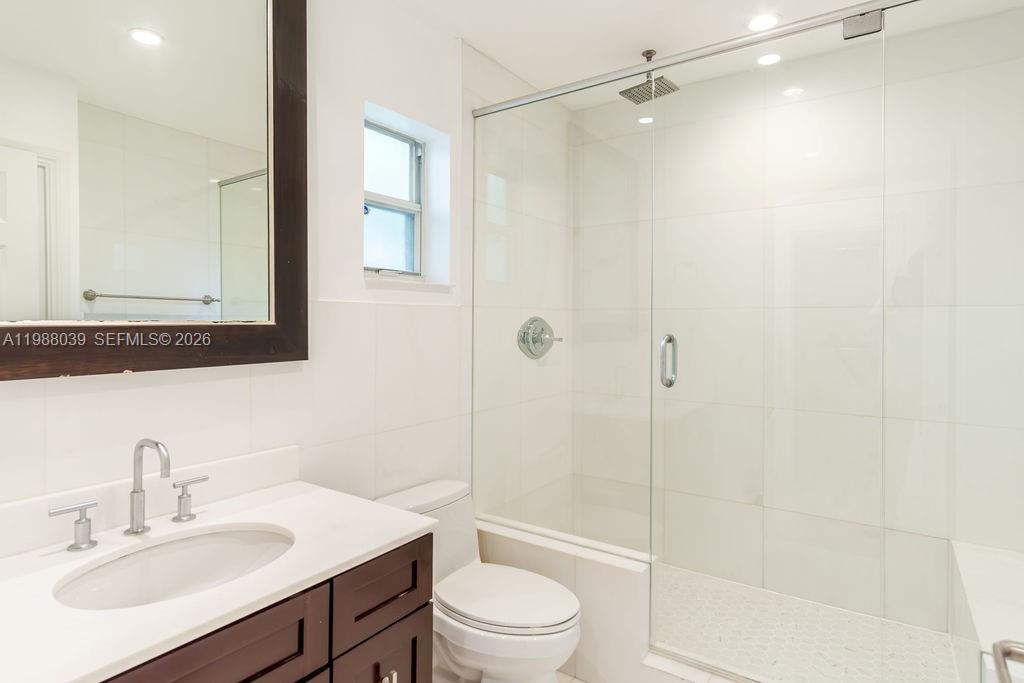 SANS SOUCI REV & AMD - Residential Lease