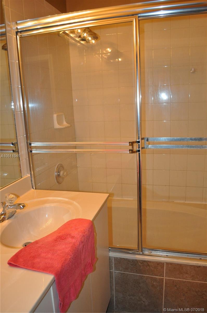 PORTOFINO VILLAS WEST - Residential Lease