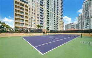 YACHT CLUB AT PORTOFINO C - Residential