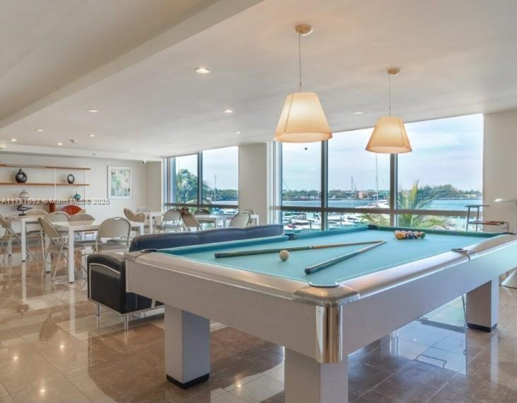 YACHT CLUB AT PORTOFINO C - Residential