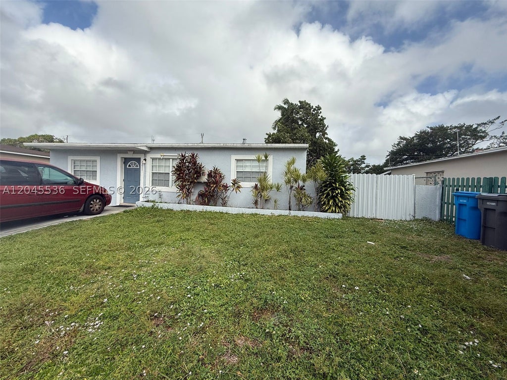 Photo of 4211 SW 38th St, West Park, FL 33023 (MLS # A12045536)