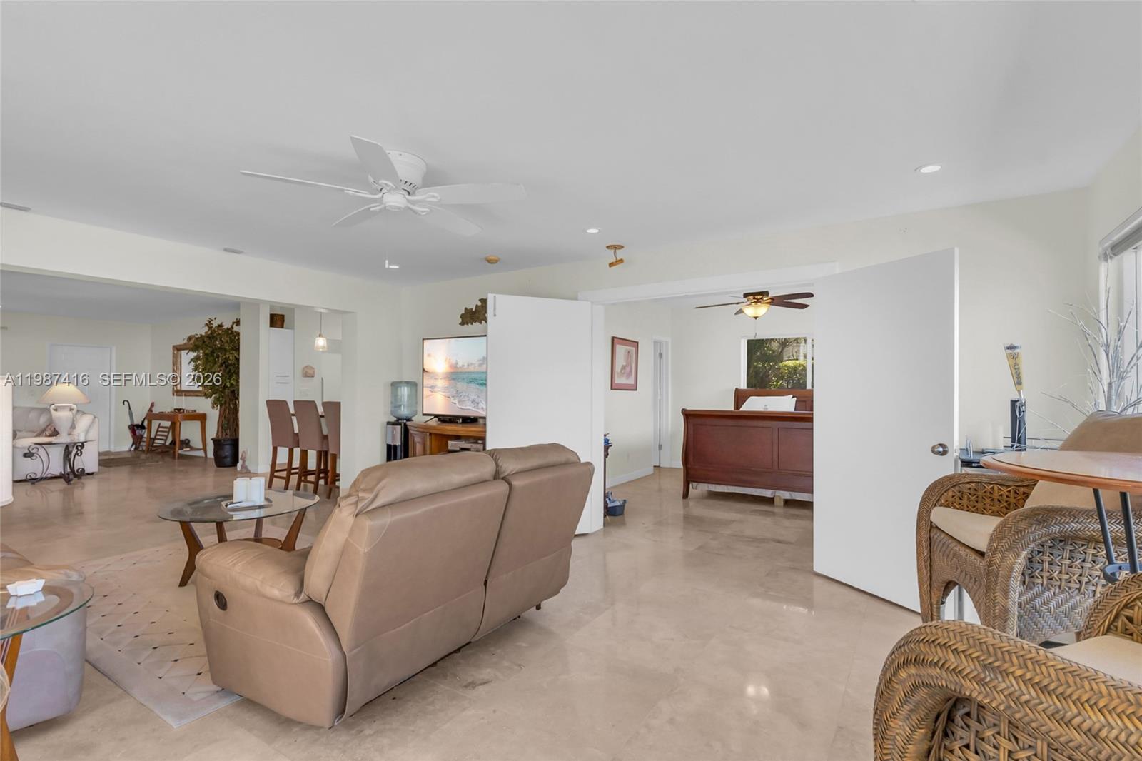 VENETIAN SEC KEYSTONE POI - Residential