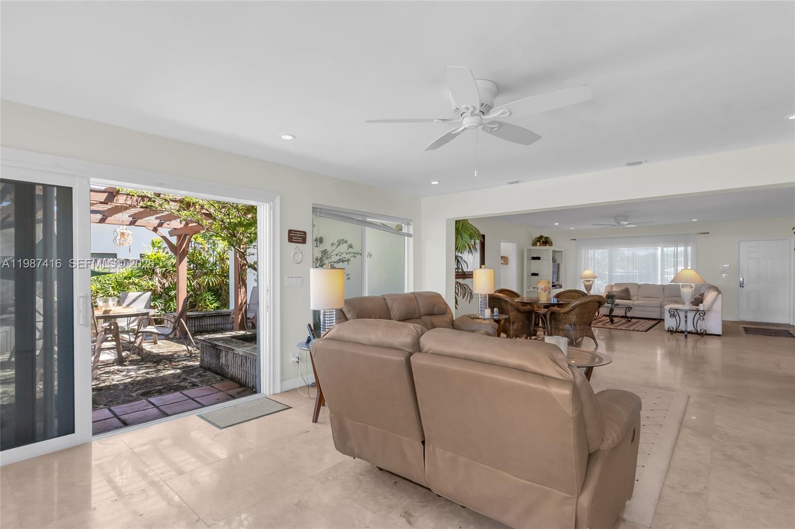 VENETIAN SEC KEYSTONE POI - Residential