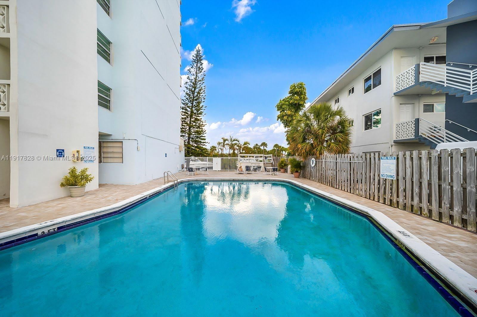 KEYSTONE HARBOR CLUB COND - Residential Lease