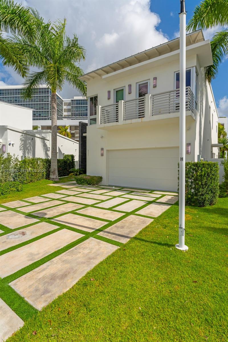 OASIS PARK SQUARE AT DORA - Residential