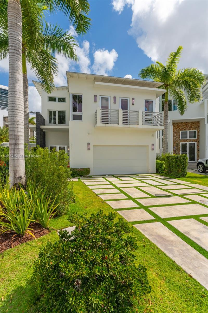 OASIS PARK SQUARE AT DORA - Residential