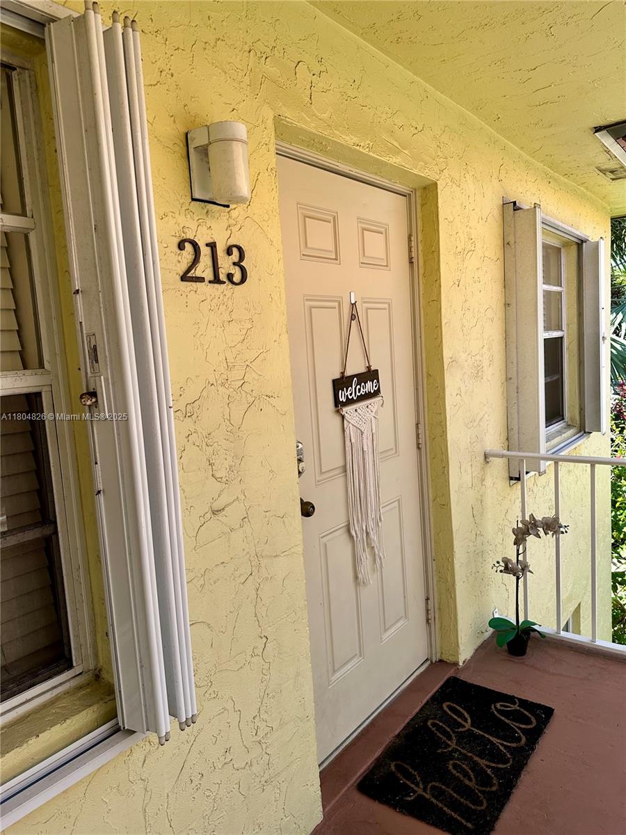 1125 NE 16th Pl 213