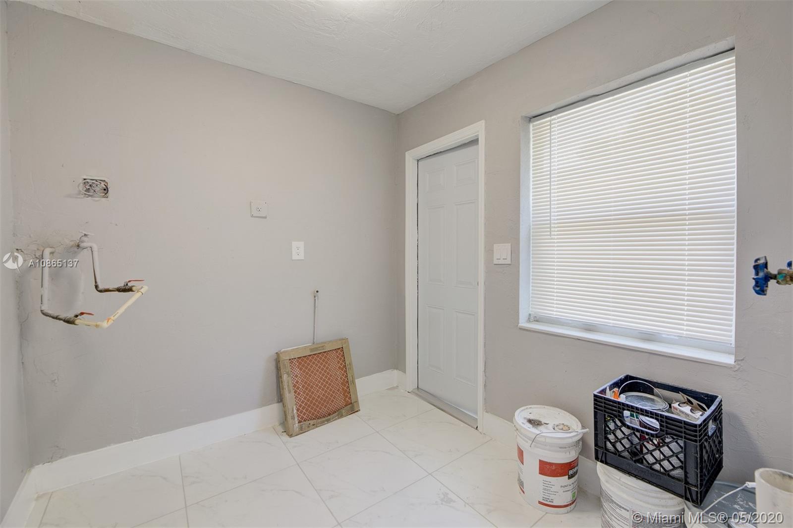 COLLEGE TRACT - Residential