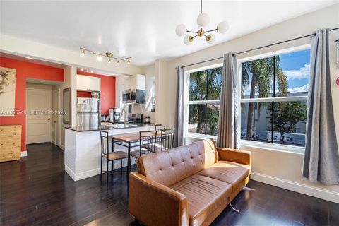 1320 Drexel Ave 200 Miami Beach FL 33139