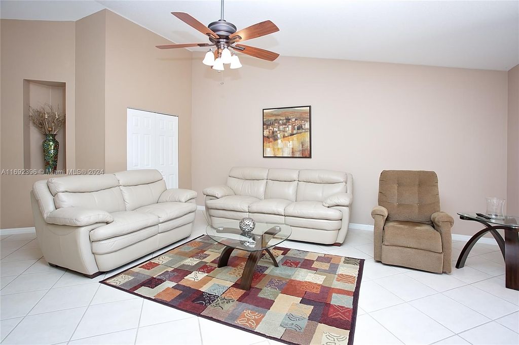 Photo of 4104 Pine Ridge Ln, Weston, FL 33331 (MLS # A11692396)