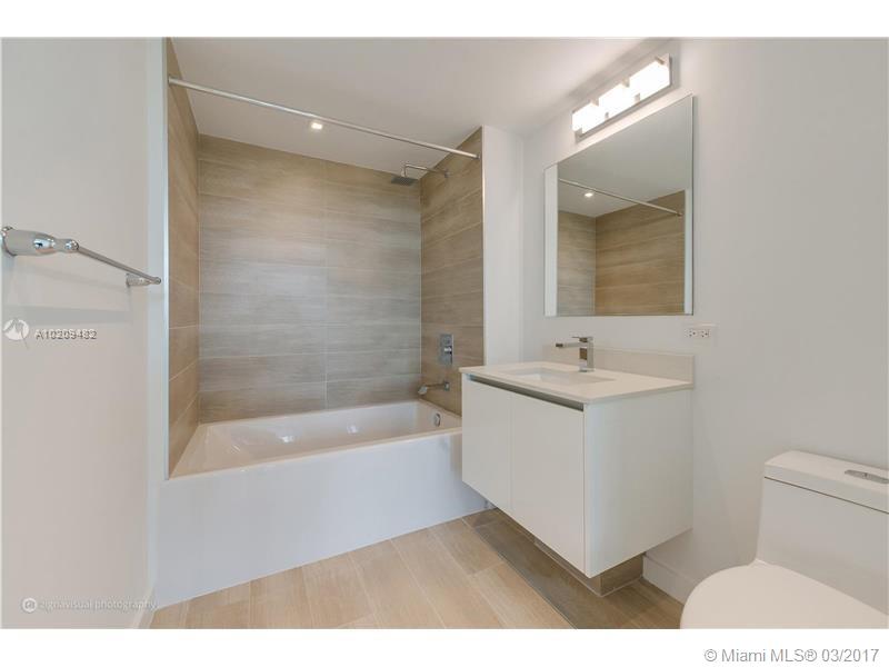 LE PARC AT BRICKELL - Residential Lease