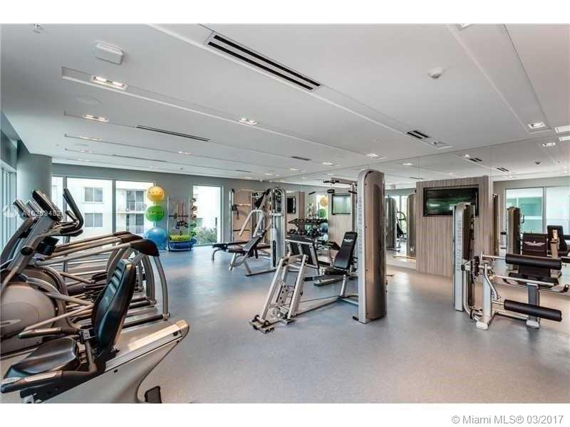 LE PARC AT BRICKELL - Residential Lease