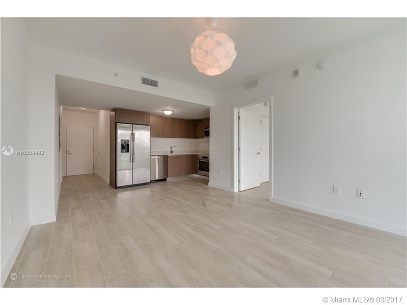 LE PARC AT BRICKELL - Residential Lease
