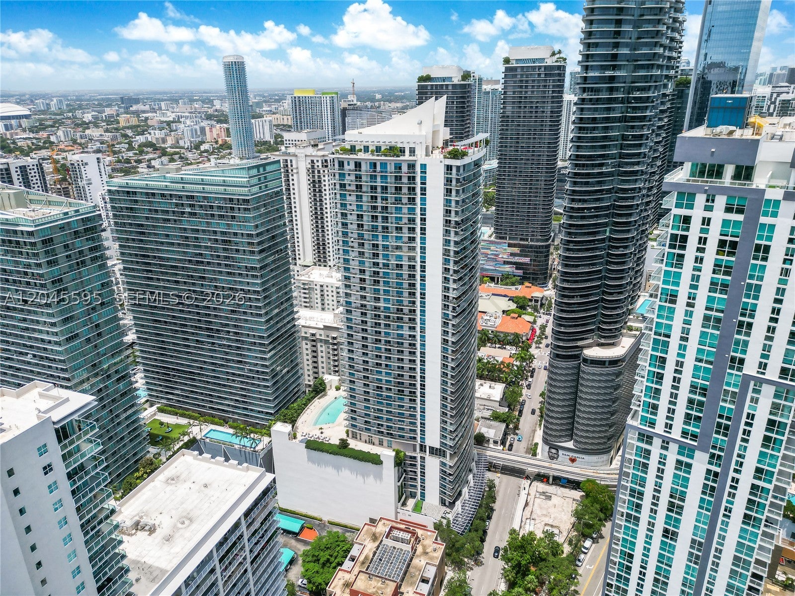 1100 S Miami Ave 2504