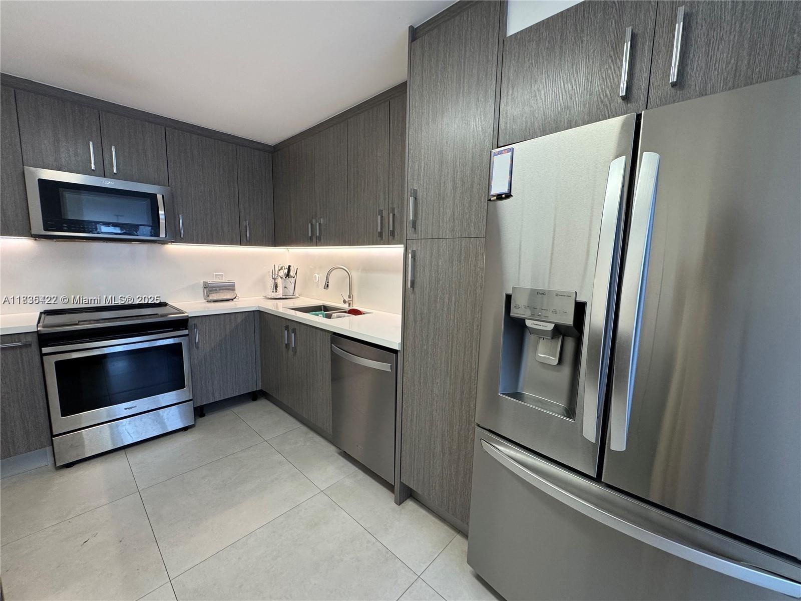 ROYAL EMBASSY CONDO - Residential Lease