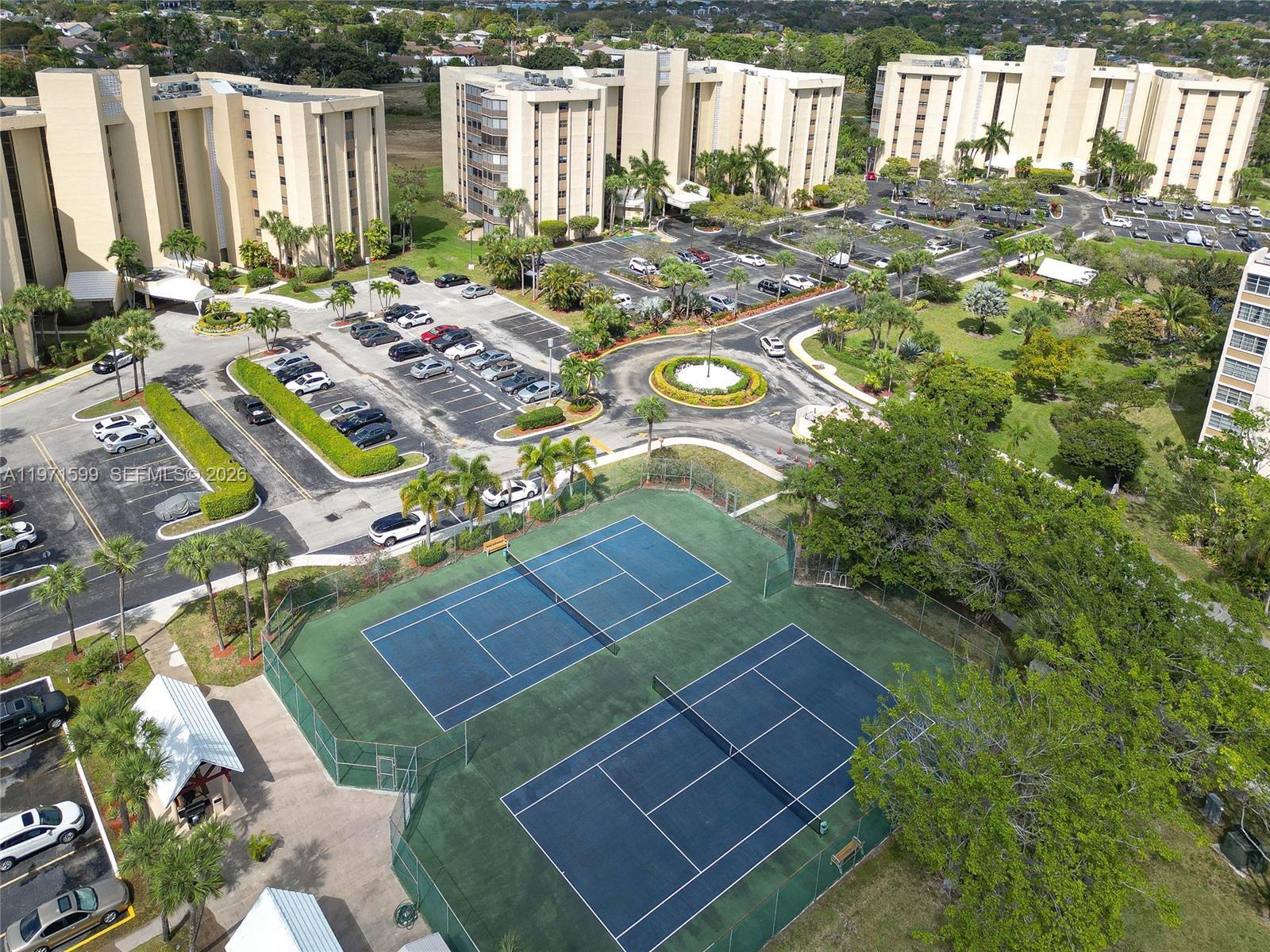 ENVIRON TOWERS I CONDO - Residential