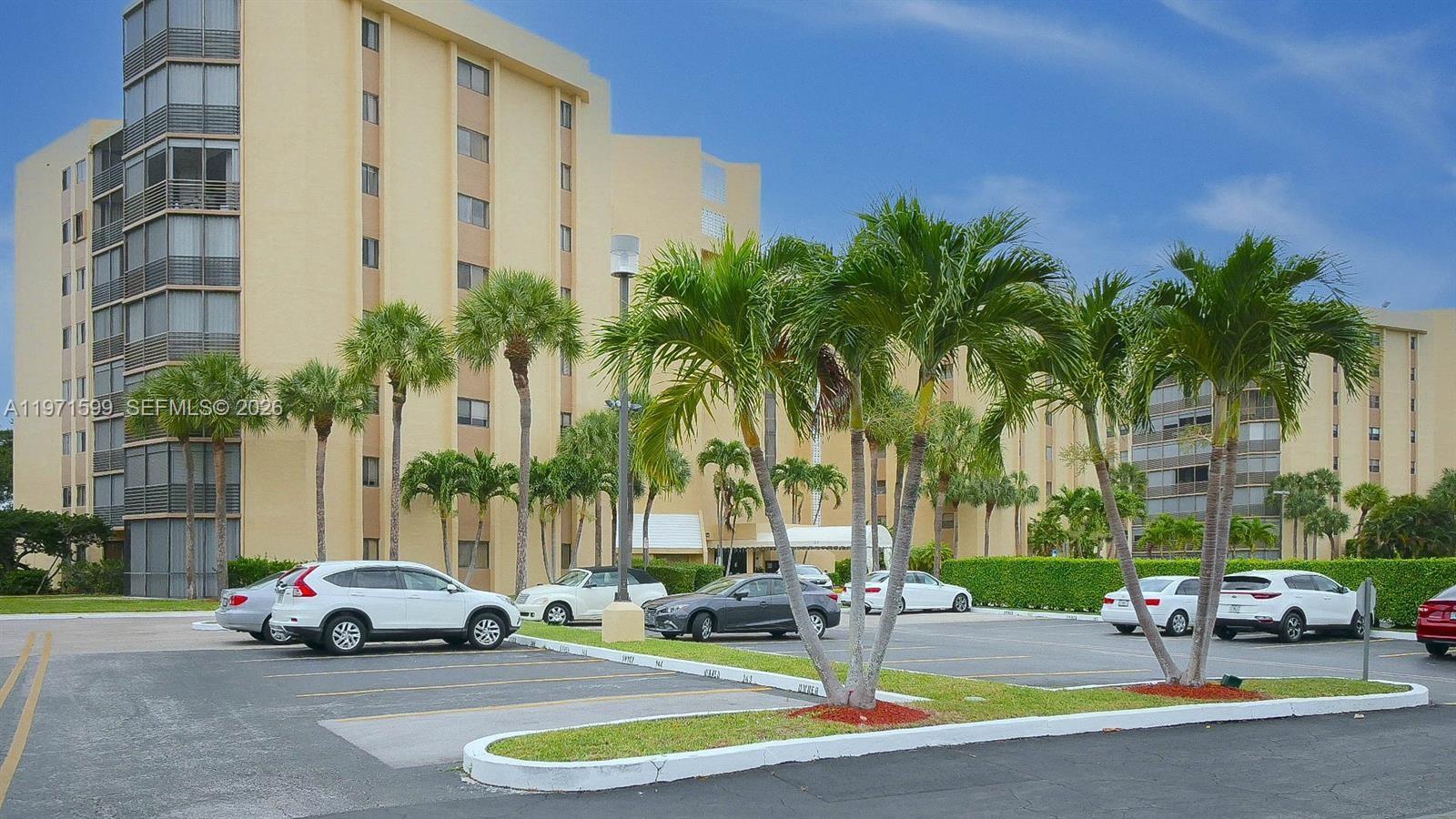 ENVIRON TOWERS I CONDO - Residential