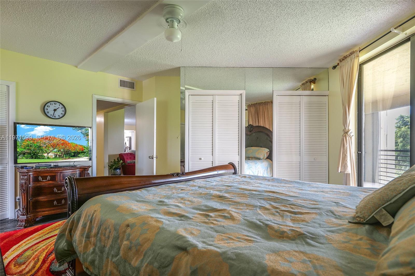 ENVIRON TOWERS I CONDO - Residential