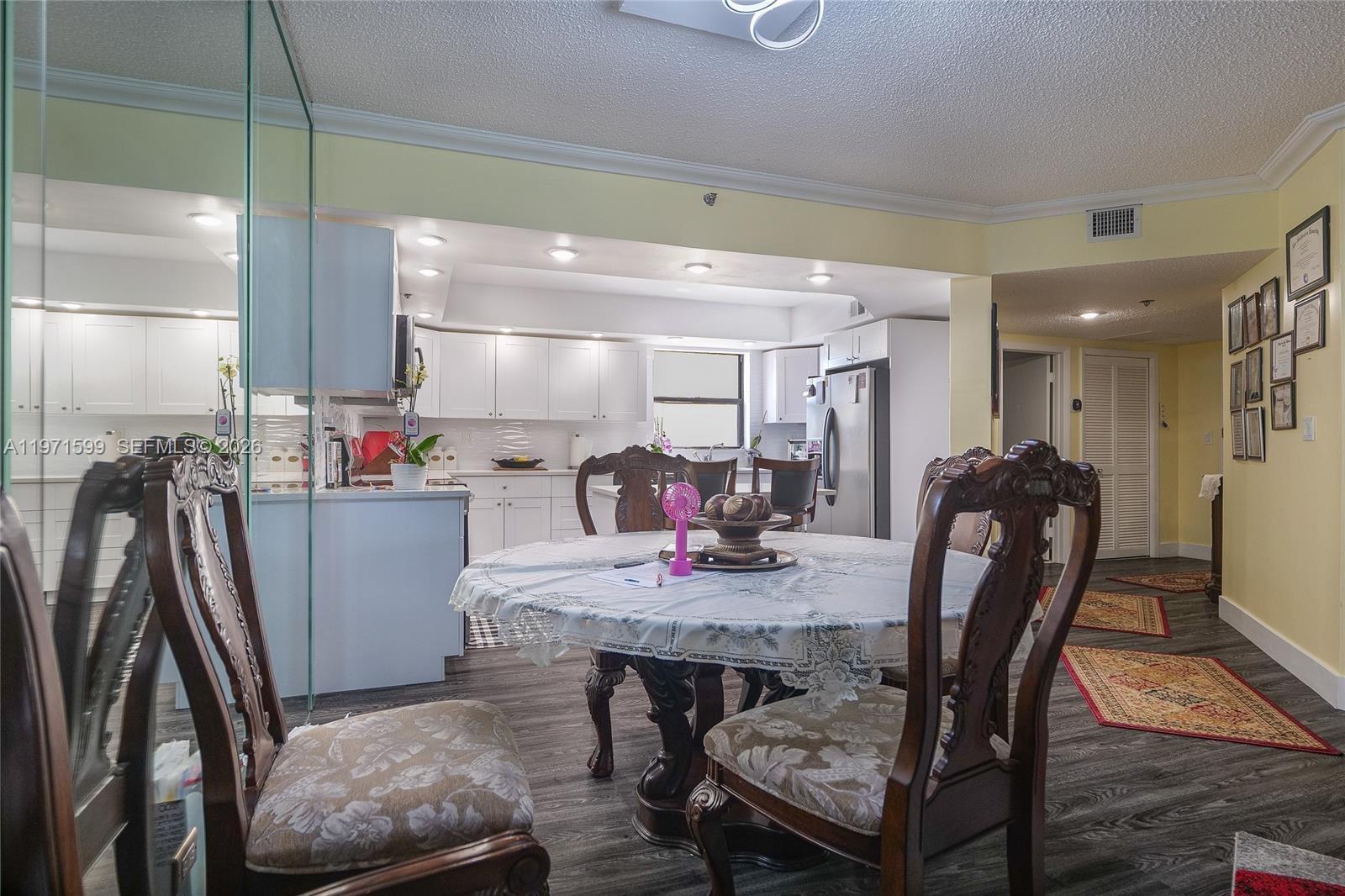 ENVIRON TOWERS I CONDO - Residential