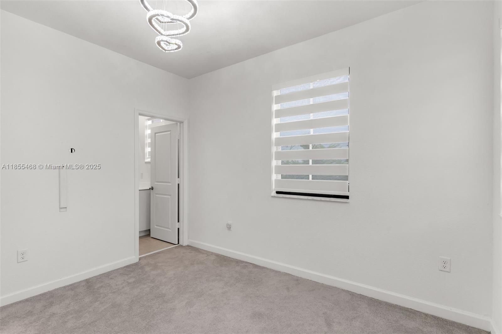 PINE ISLE - Residential