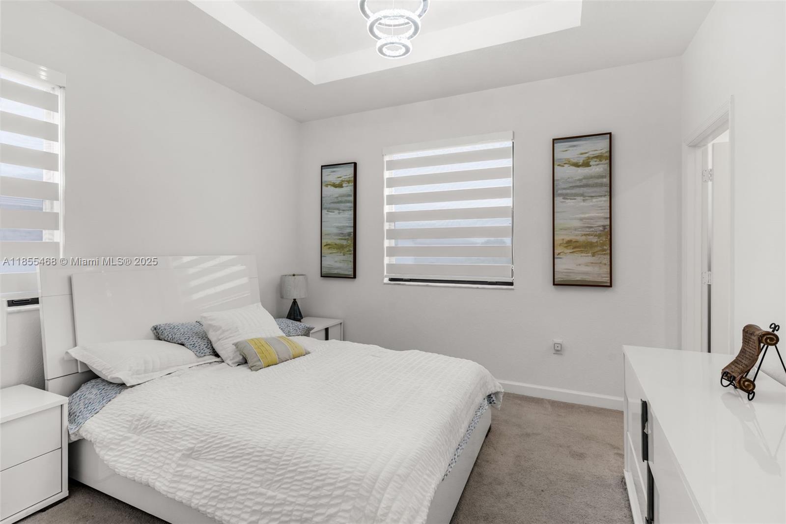 PINE ISLE - Residential