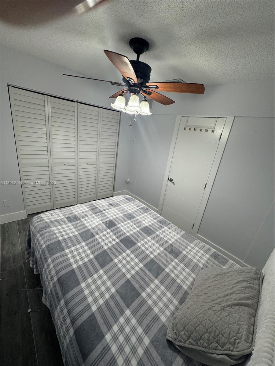 ROYALE GREEN CONDO 7 - Residential