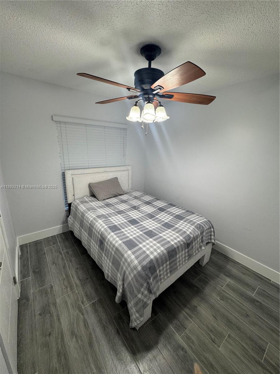 ROYALE GREEN CONDO 7 - Residential
