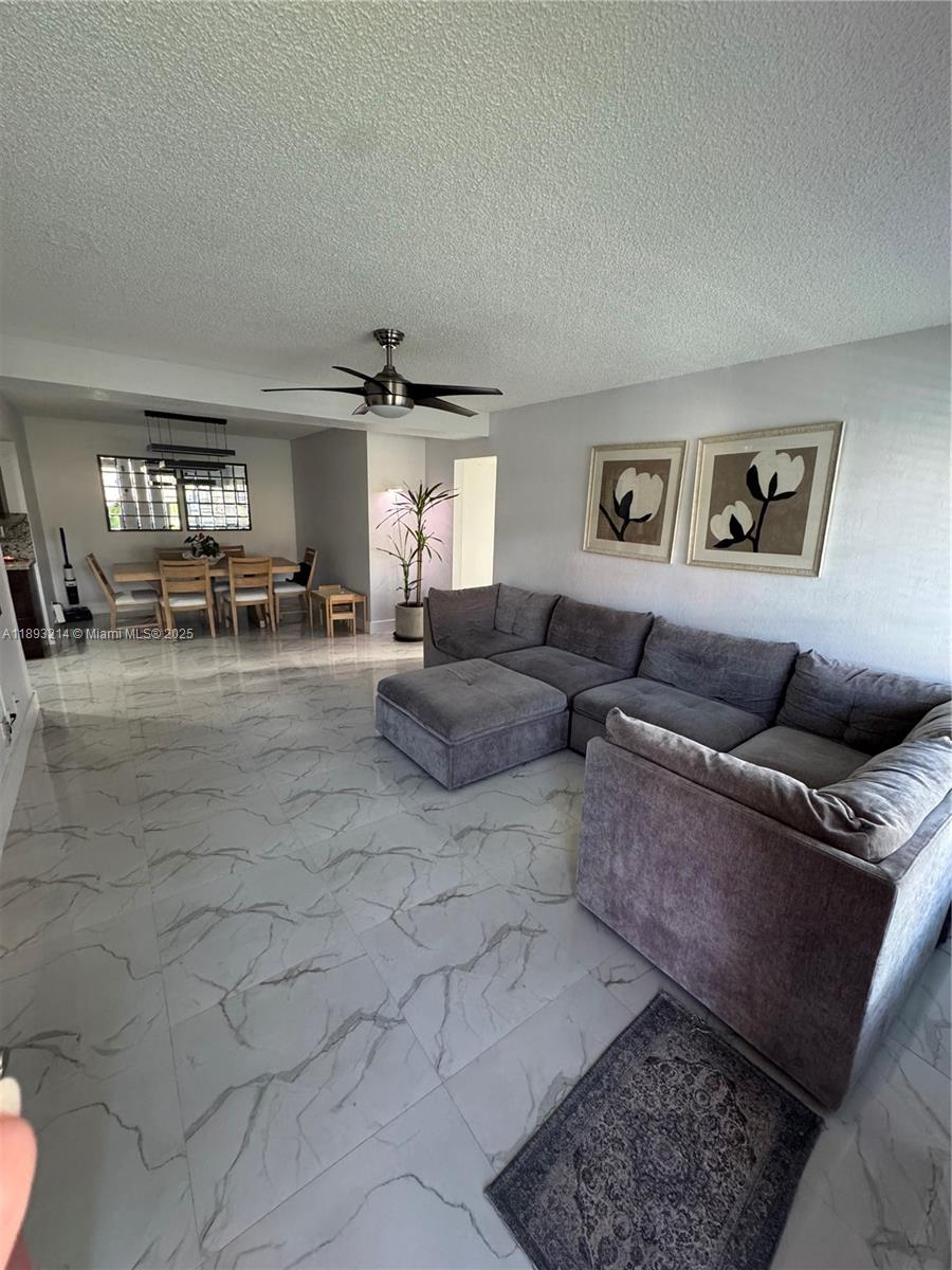 ROYALE GREEN CONDO 7 - Residential