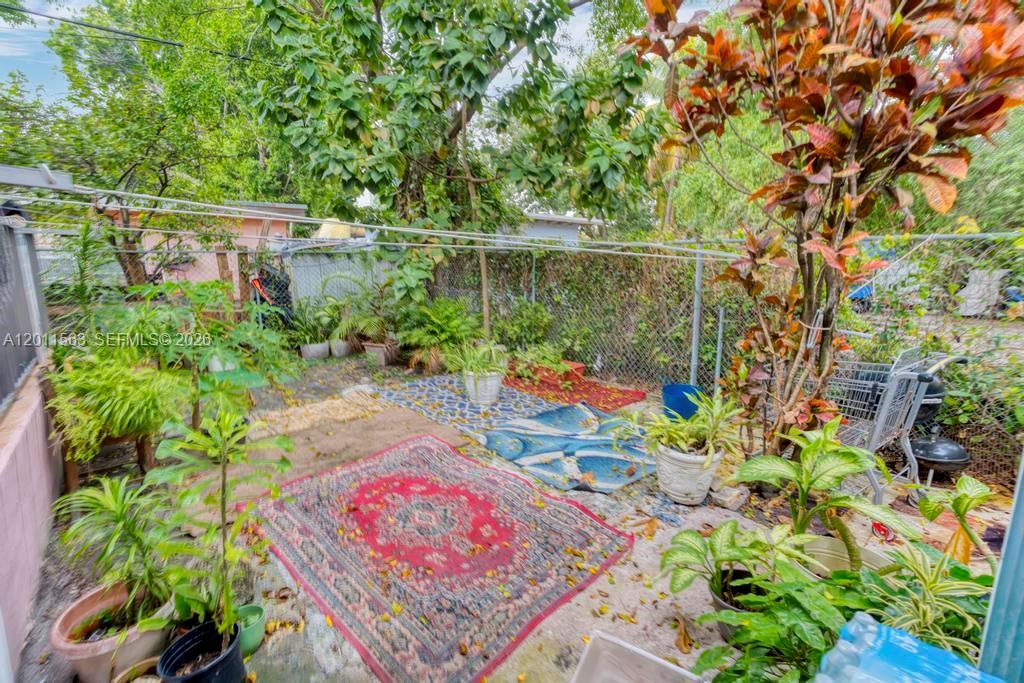LAWRENCE ESTATE EAST ADDN - Residential Income