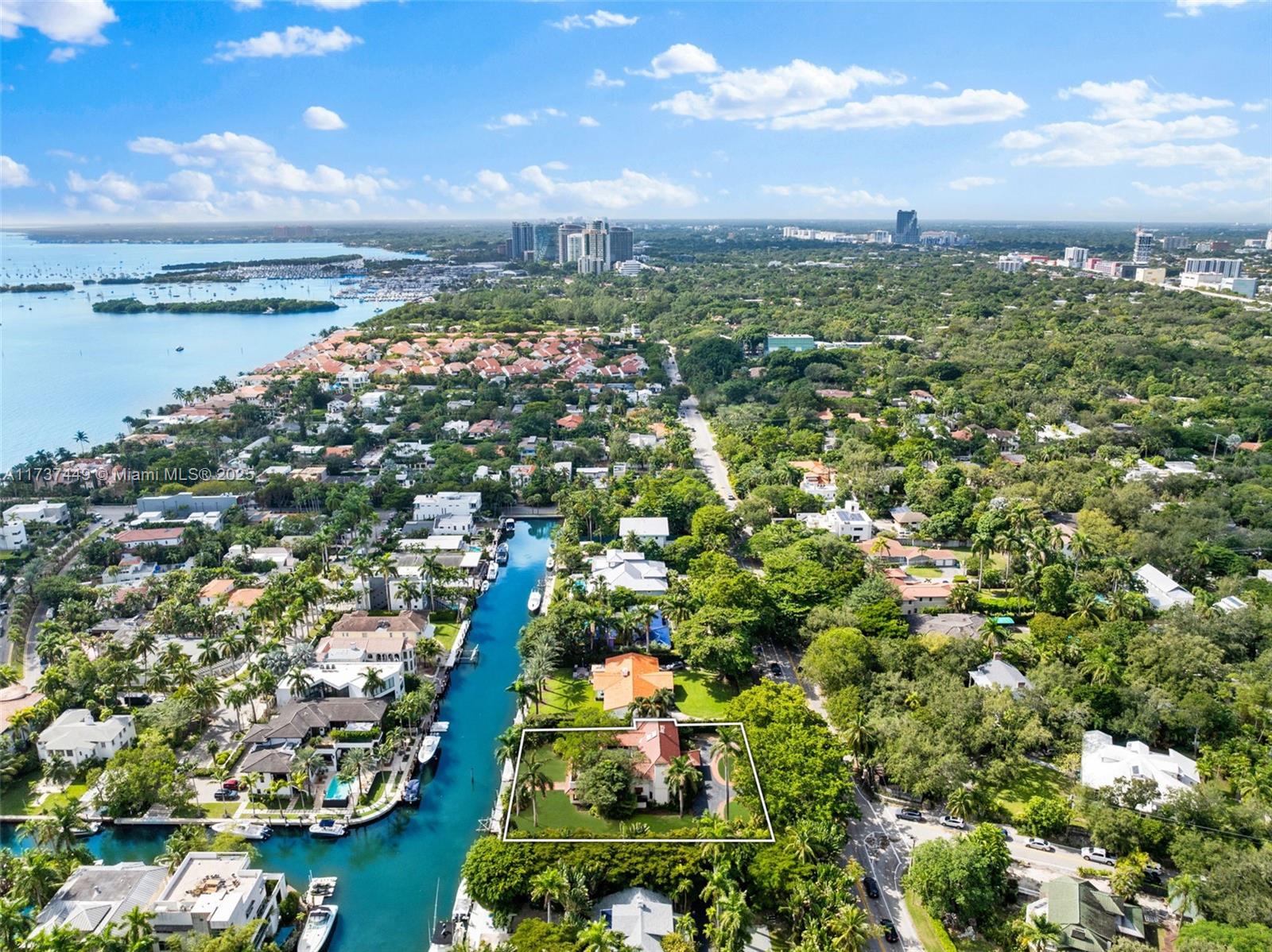 1716 S Bayshore Dr