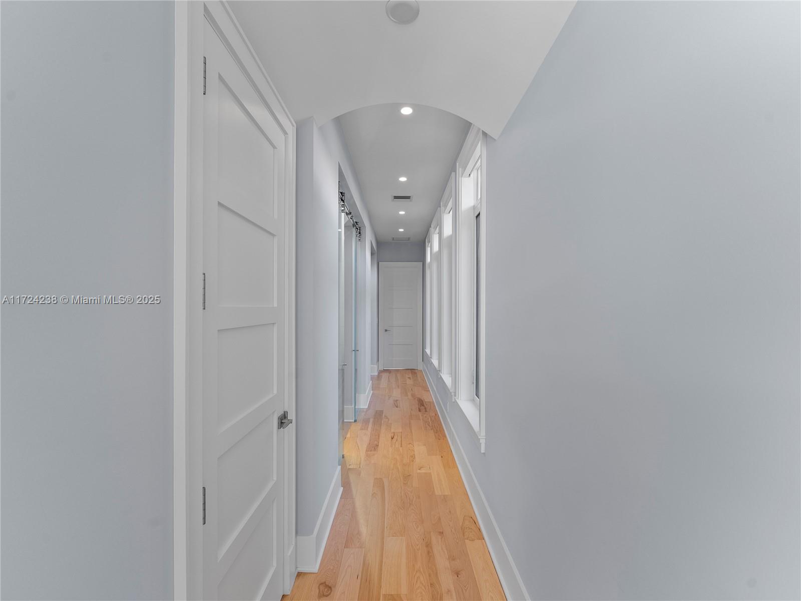 RIO VISTA ISLES - Residential