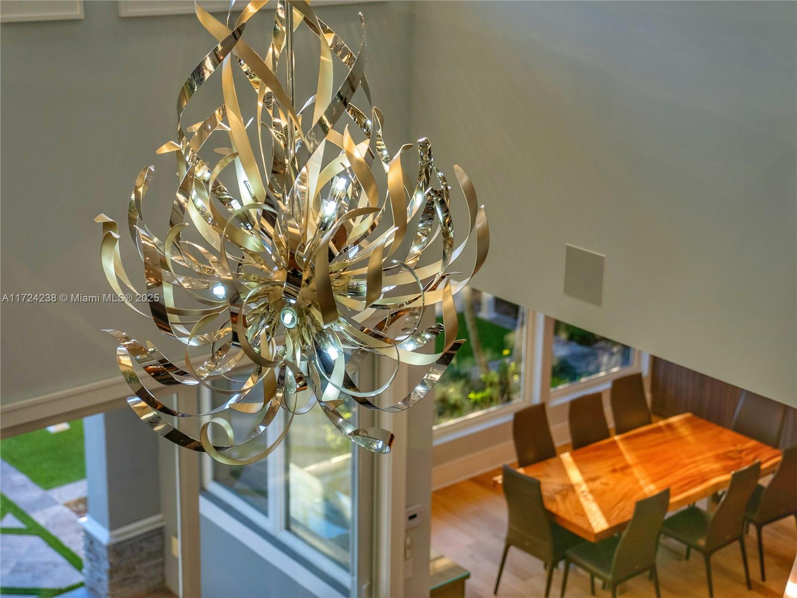 RIO VISTA ISLES - Residential