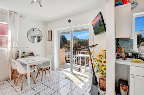 5960 NE 5th Ct 9 Miami FL 33137