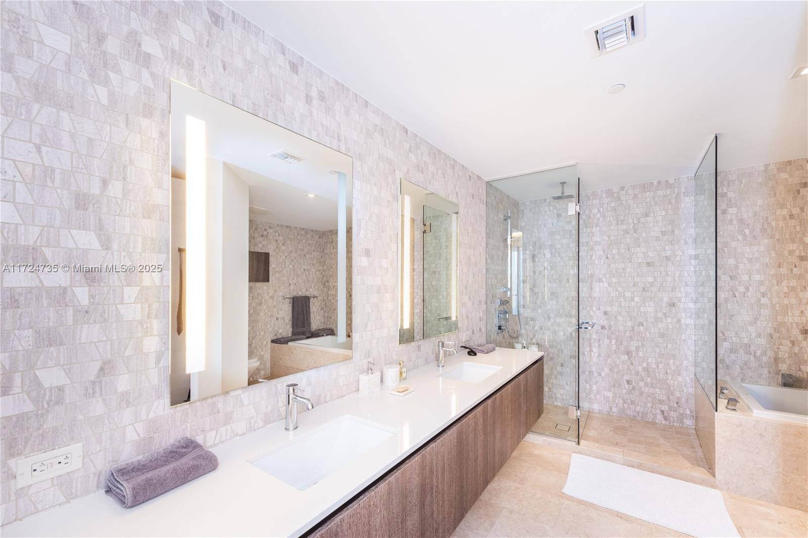 RISE CONDO - Residential
