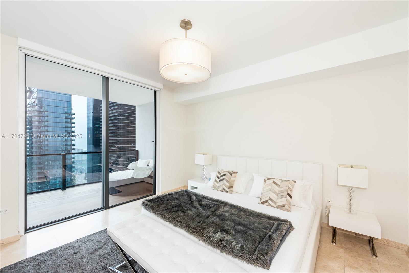 RISE CONDO - Residential