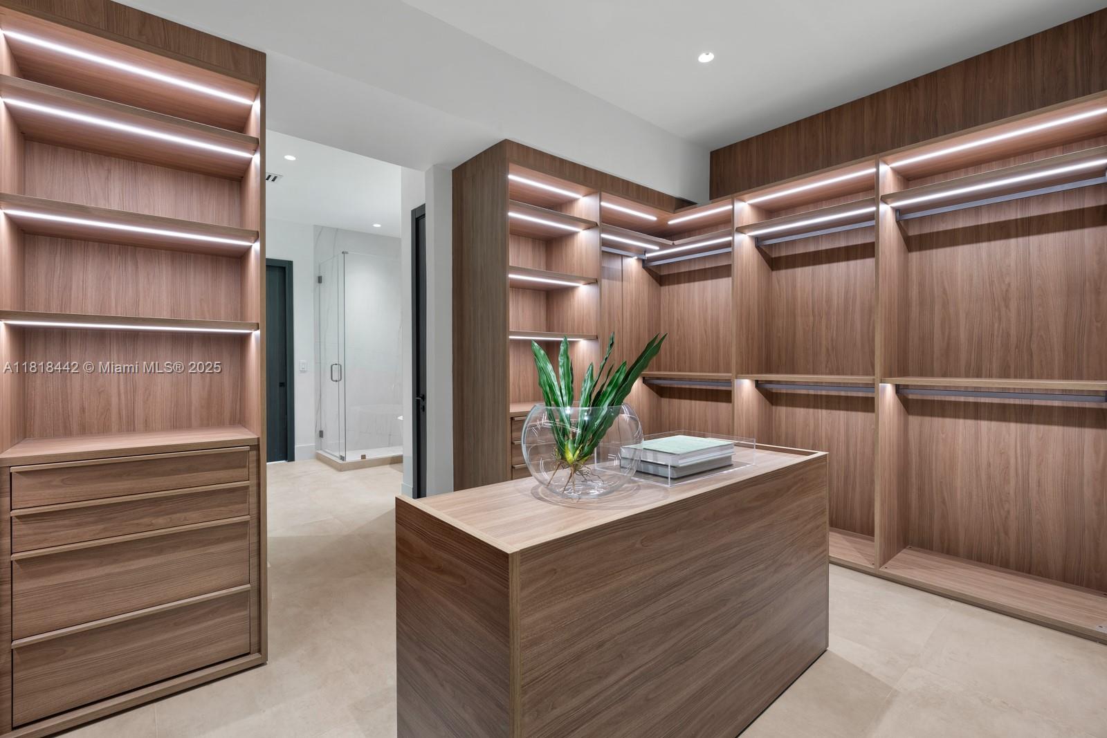 GRIFFFING BISC PK EST AMD - Residential Lease