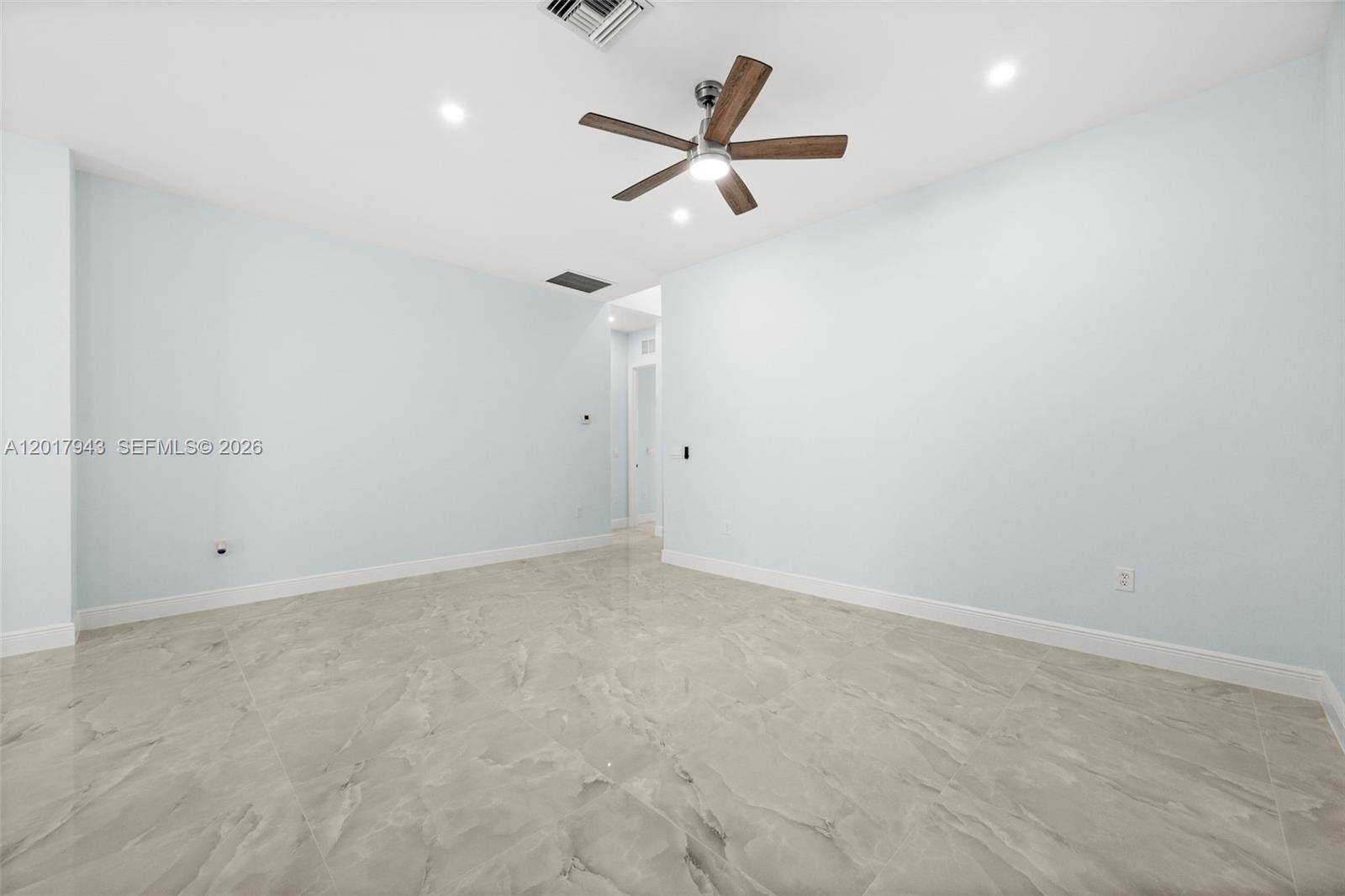 lehigh acres - Residential Income