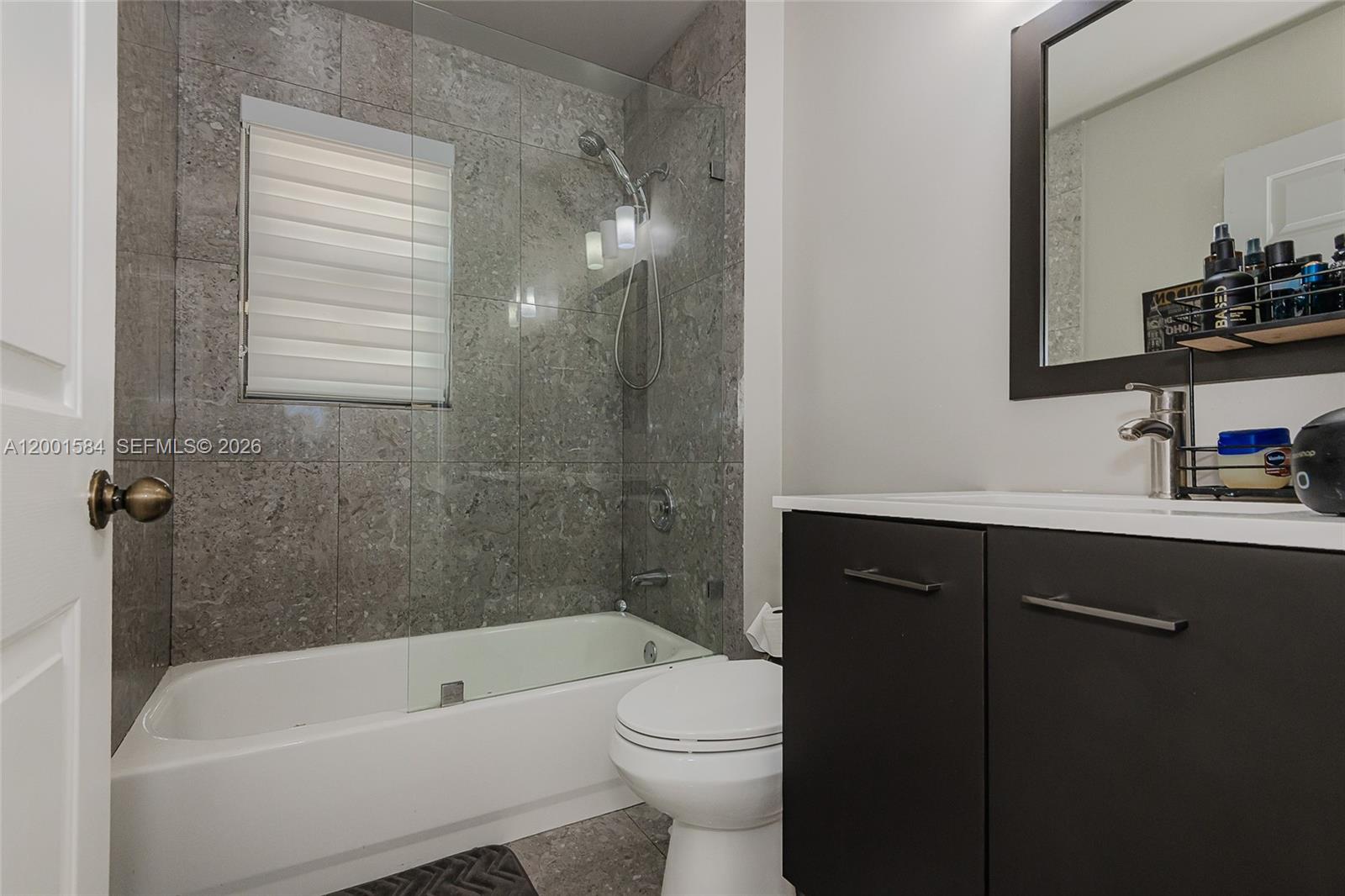 MAPLE RIDGE - Residential