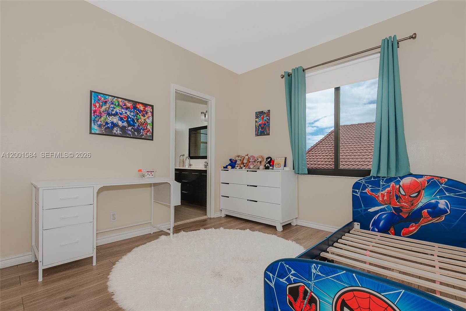 MAPLE RIDGE - Residential