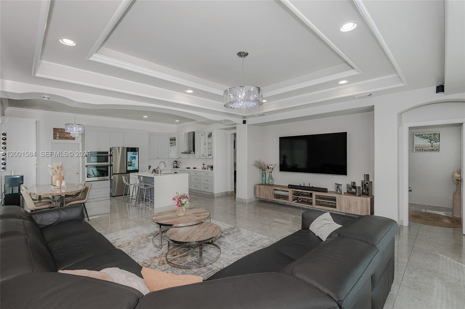 MAPLE RIDGE - Residential