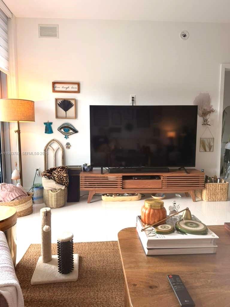 THE HARBOUR North - Residential